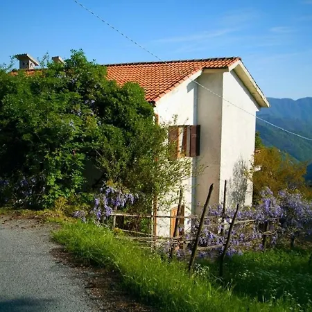 Hébergement de vacances Panoramahaus Zwischen Den Cinque Terre Und Portofino By Interhome